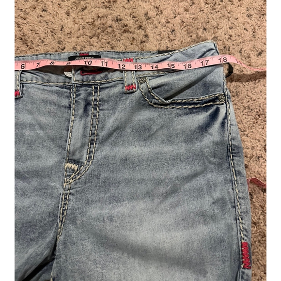 Women's True Religion Jeans, Blue, Size 33 - Picture 5 of 8